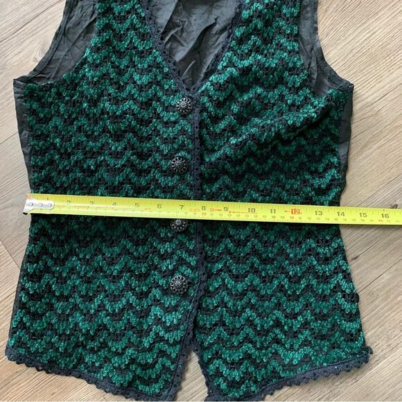 Vintage Wrapper Black Green Crochet Vest Tuxedo S Boho Daisy - Picture 8 of 8